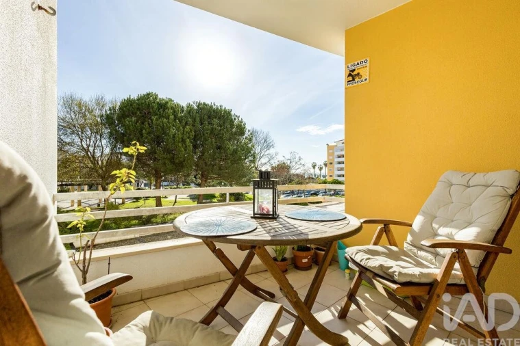 Apartamento T3 para Venda em Carcavelos e Parede Foto 6