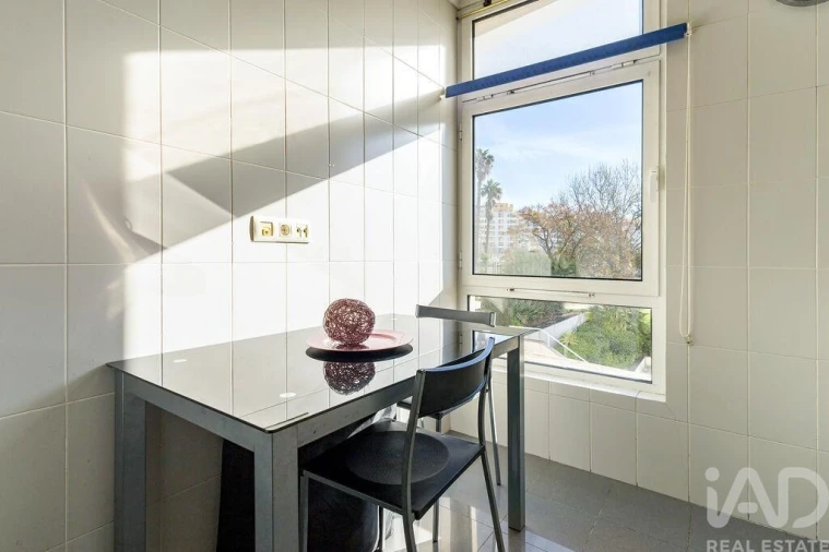 Apartamento T3 para Venda em Carcavelos e Parede Foto 12