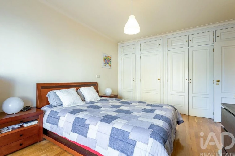 Apartamento T3 para Venda em Carcavelos e Parede Foto 15