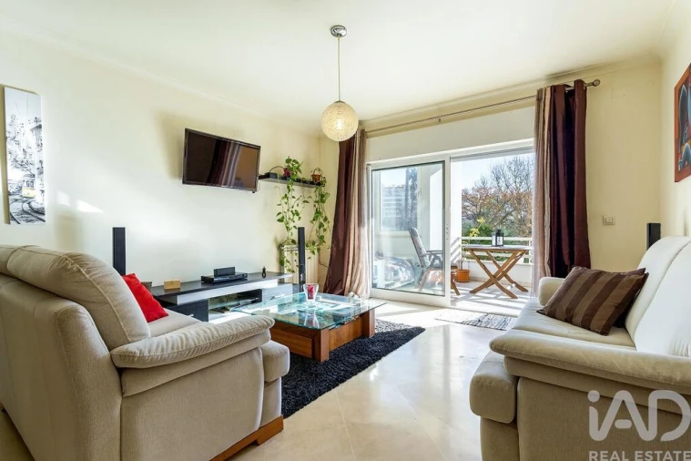 Apartamento T3 para Venda em Carcavelos e Parede Foto 5