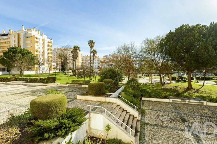 Apartamento T3 para Venda em Carcavelos e Parede Foto 8