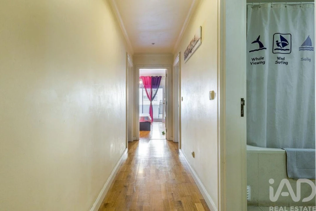 Apartamento T3 para Venda em Carcavelos e Parede Foto 14