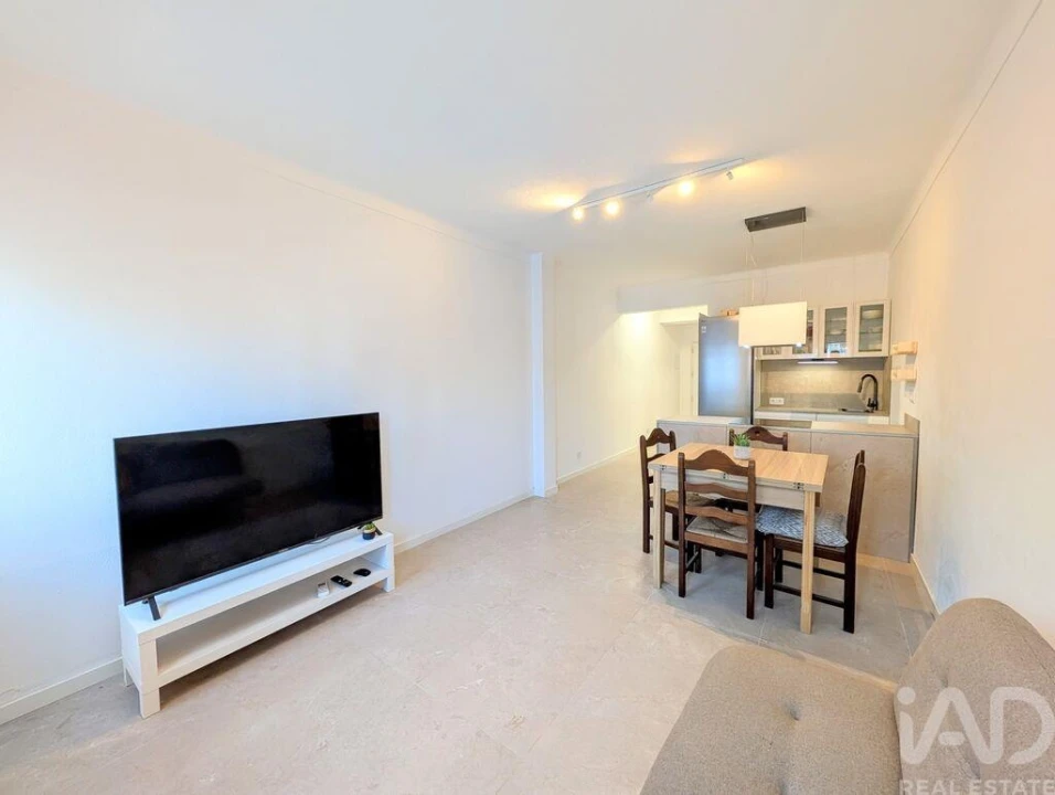 Apartamento T2 para Venda em Ferragudo Foto 8