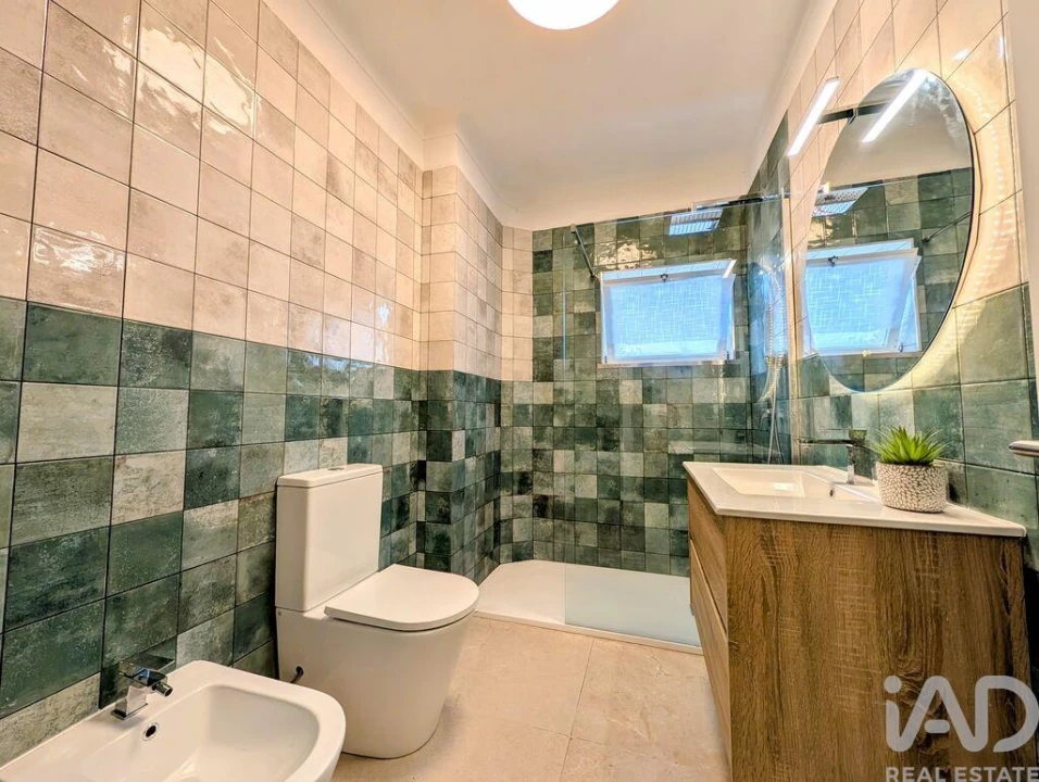 Apartamento T2 para Venda em Ferragudo Foto 13