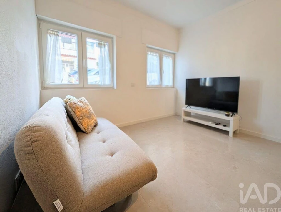 Apartamento T2 para Venda em Ferragudo Foto 6