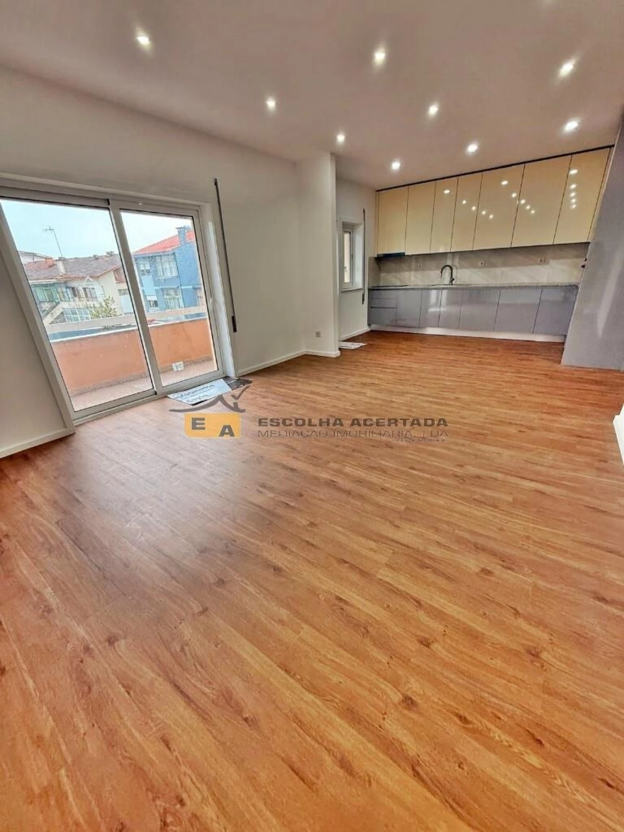Apartamento T3 para Venda em Aguas Santas Foto 5