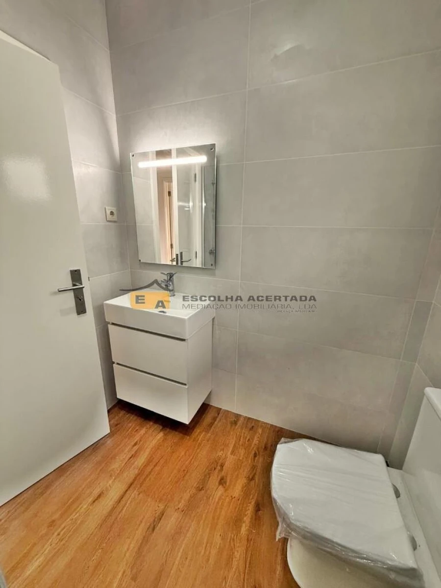 Apartamento T3 para Venda em Aguas Santas Foto 13