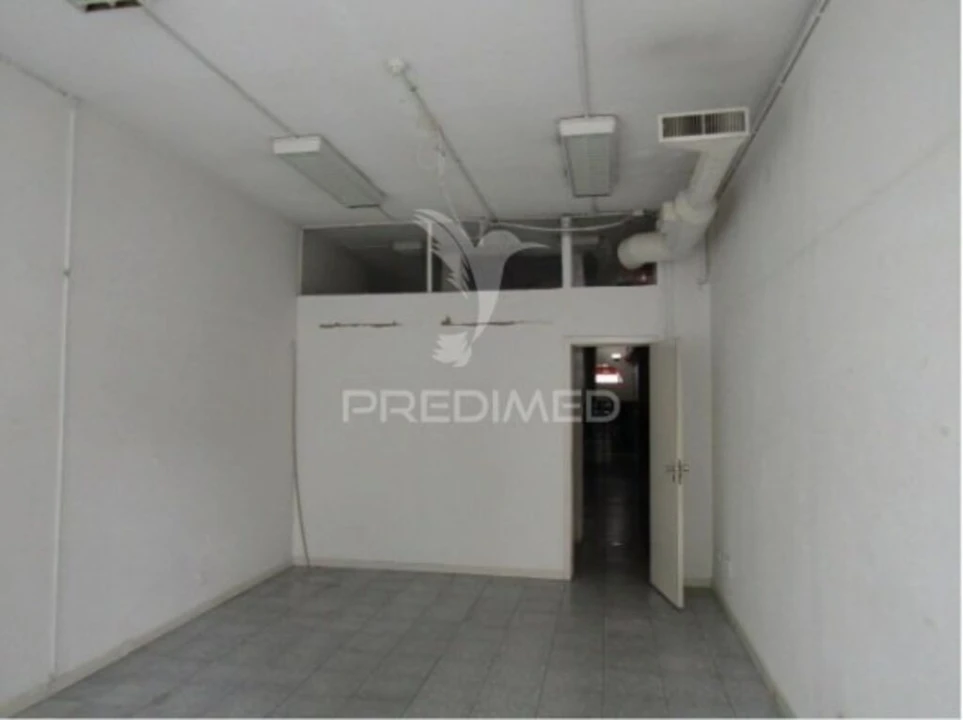 Loja para Venda em Cedofeita, Santo Ildefonso, Sé, Miragaia, São Nicolau e Vitória Foto 14