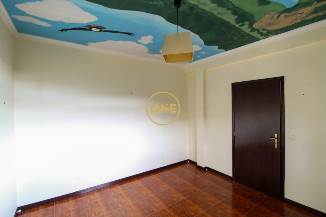 Moradia T3 para Venda em Estreito de Camara de Lobos Foto 19