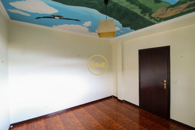 Moradia T3 para Venda em Estreito de Camara de Lobos Foto 19