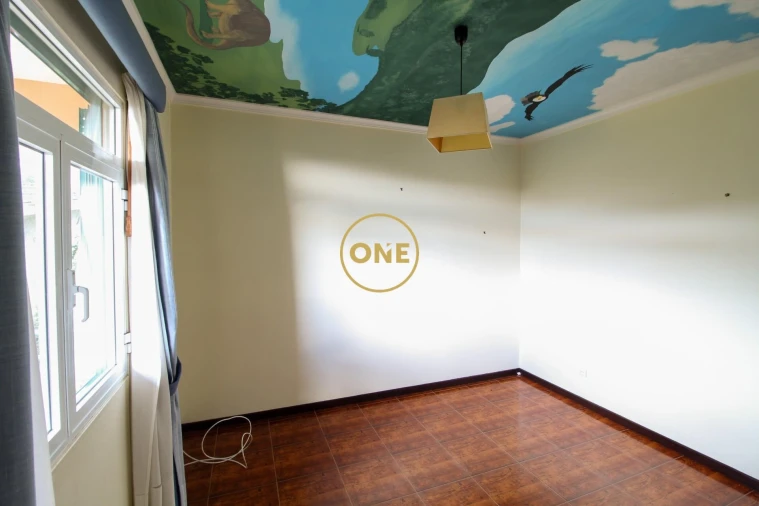 Moradia T3 para Venda em Estreito de Camara de Lobos Foto 20