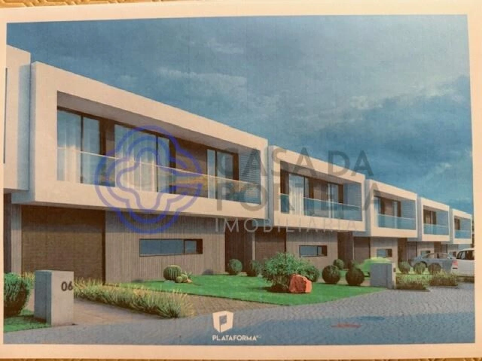 Moradia T4 para Venda em Boidobra Foto 42