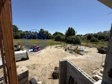 Moradia T4 para Venda em Boidobra