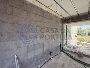Moradia T4 para Venda em Boidobra