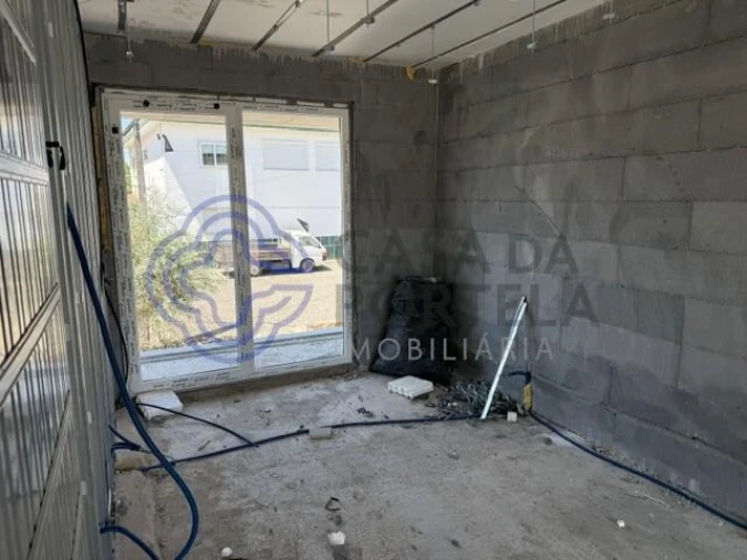 Moradia T4 para Venda em Boidobra Foto 49