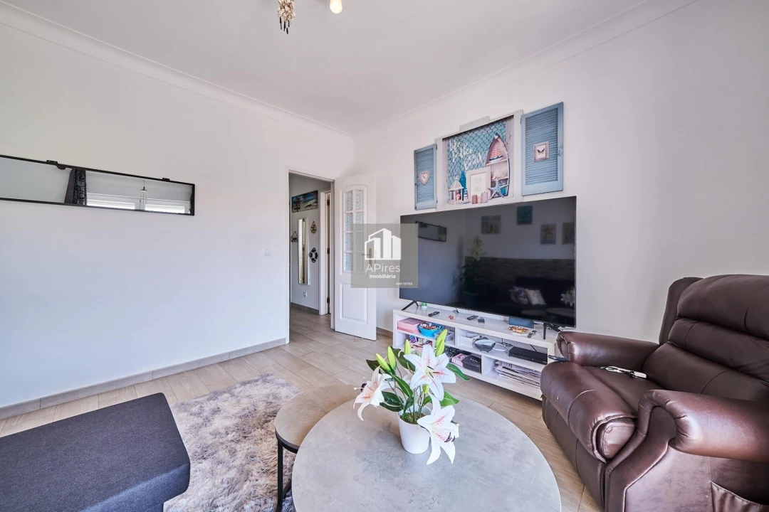Apartamento T3 para Venda em Costa da Caparica Foto 8