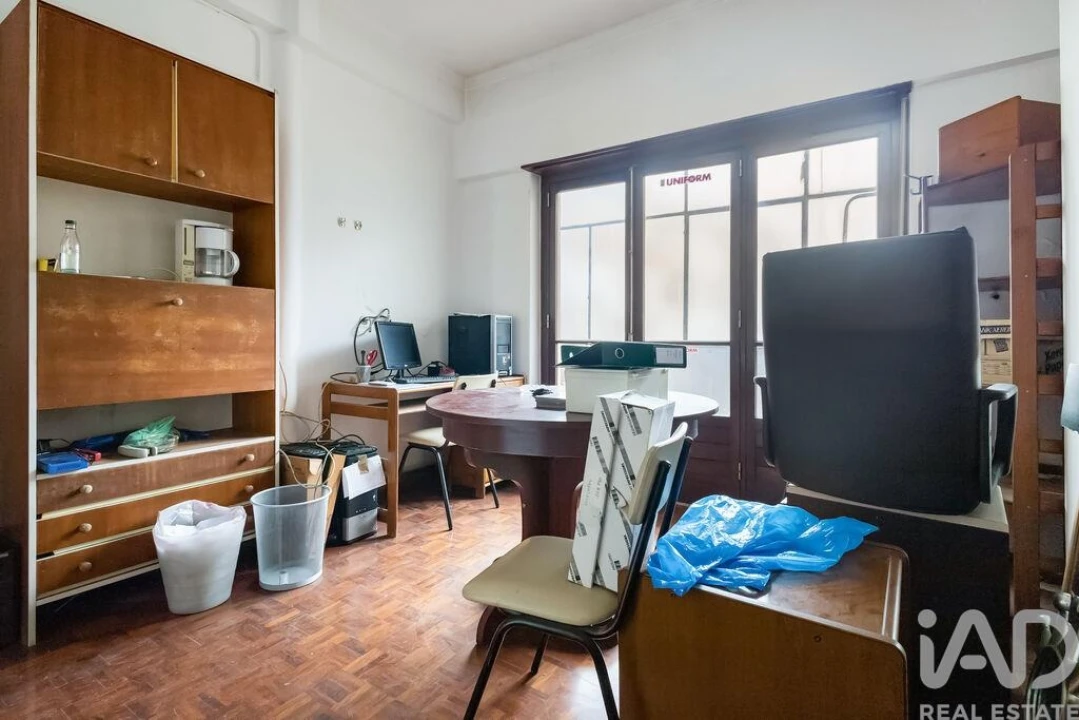 Apartamento T2 para Venda em Beato Foto 7