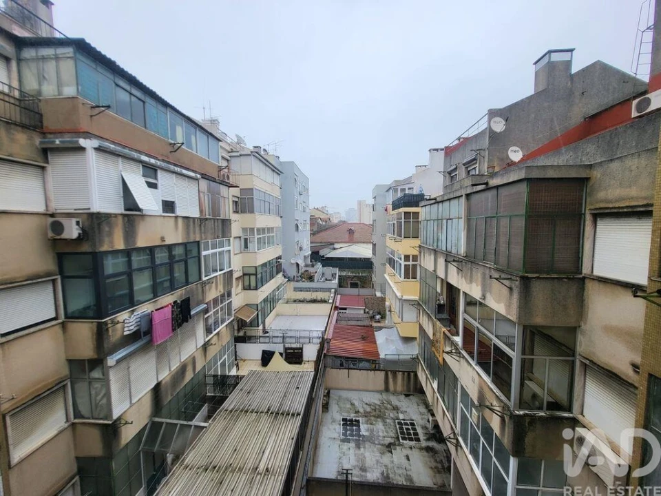 Apartamento T2 para Venda em Beato Foto 18