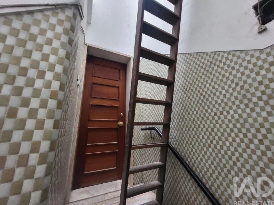 Apartamento T2 para Venda em Beato Foto 19