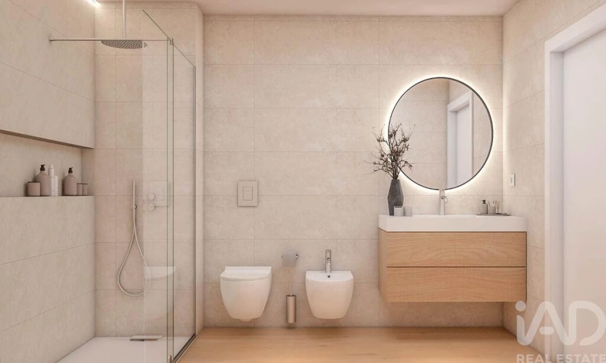 Moradia T4 para Venda em Maceira Foto 12