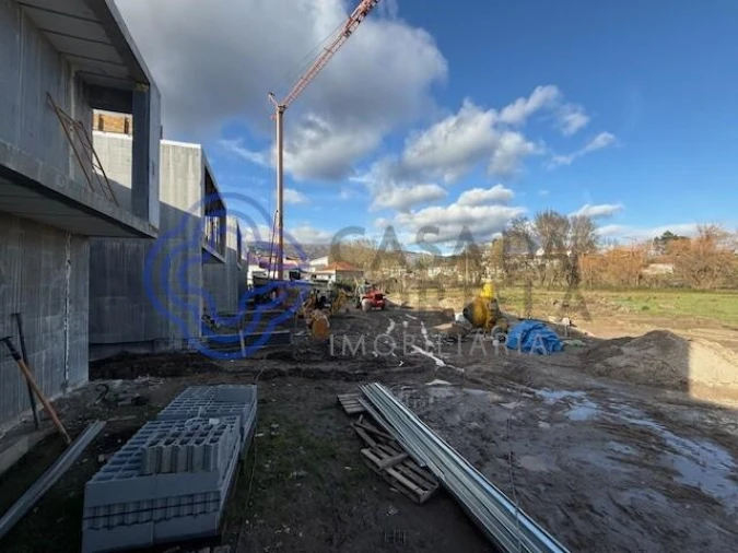 Moradia T4 para Venda em Boidobra Foto 28