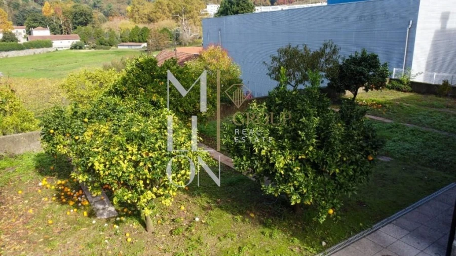 Moradia T4 para Venda em Selho (São Jorge) Foto 3