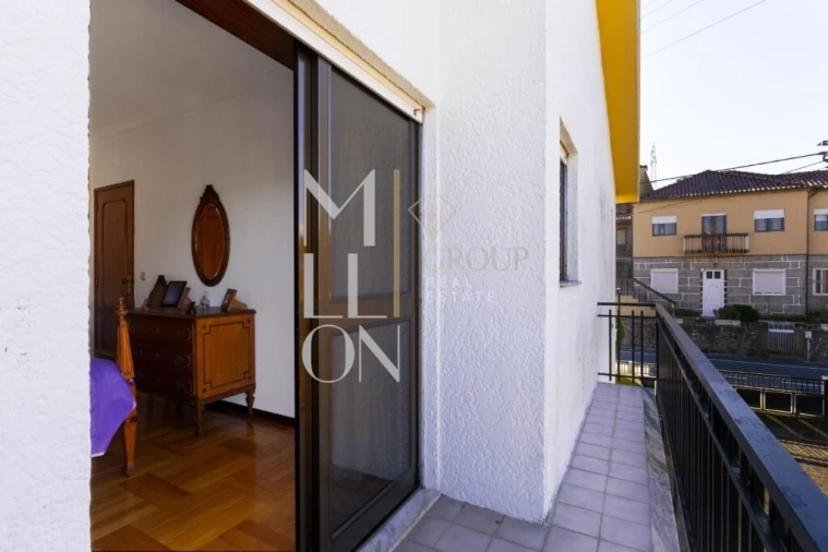 Moradia T4 para Venda em Selho (São Jorge) Foto 17