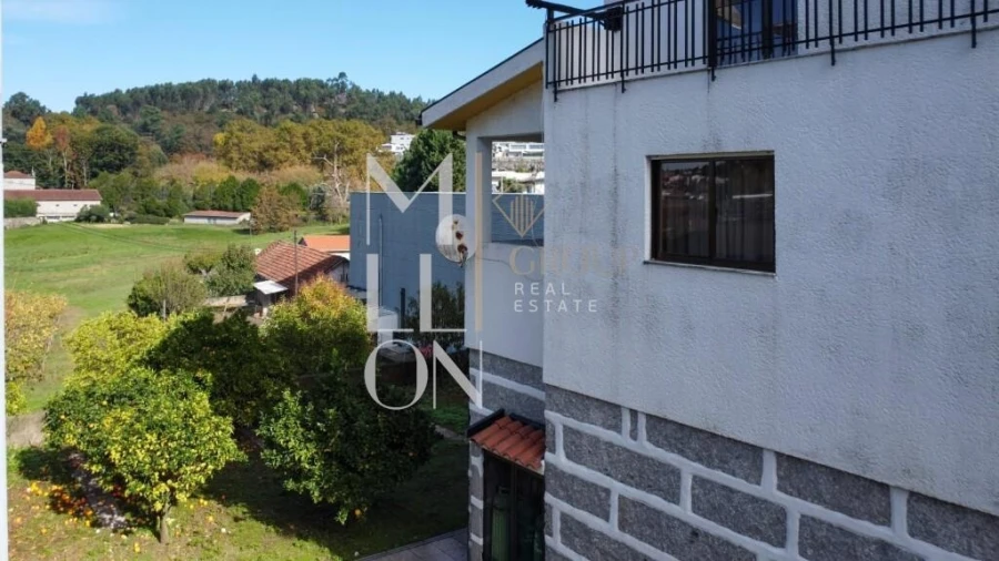 Moradia T4 para Venda em Selho (São Jorge) Foto 23