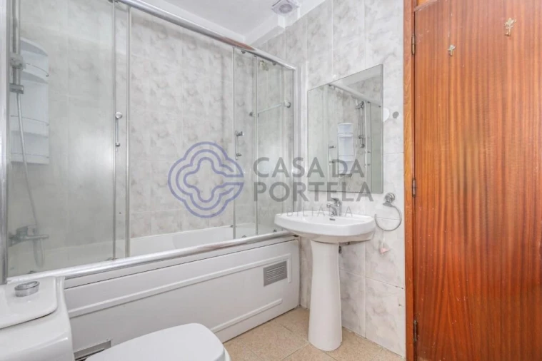 Apartamento T2 para Venda em Gulpilhares e Valadares Foto 16