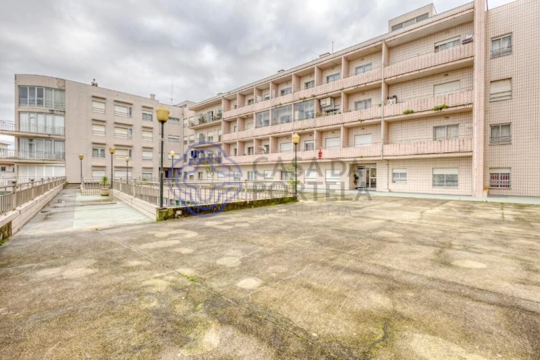 Apartamento T2 para Venda em Gulpilhares e Valadares Foto 3