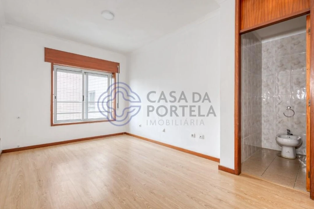 Apartamento T2 para Venda em Gulpilhares e Valadares Foto 14