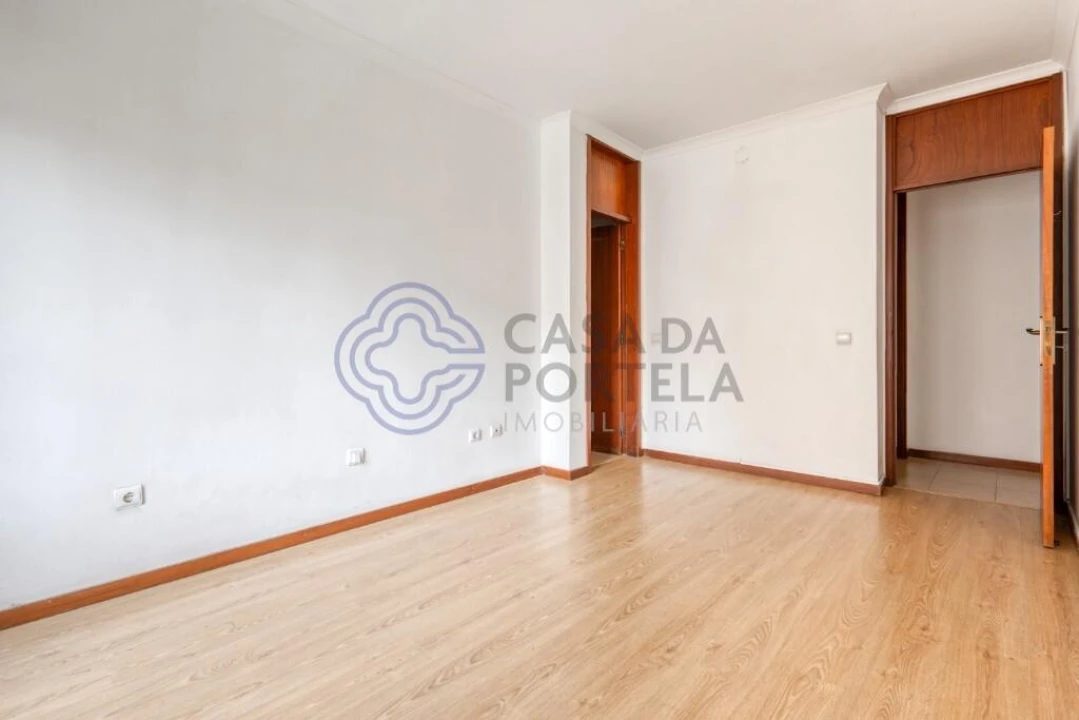 Apartamento T2 para Venda em Gulpilhares e Valadares Foto 15