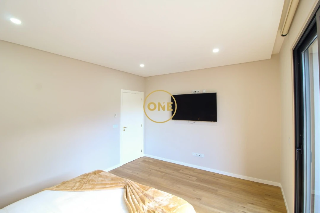 Moradia T3 para Venda em Machico Foto 35