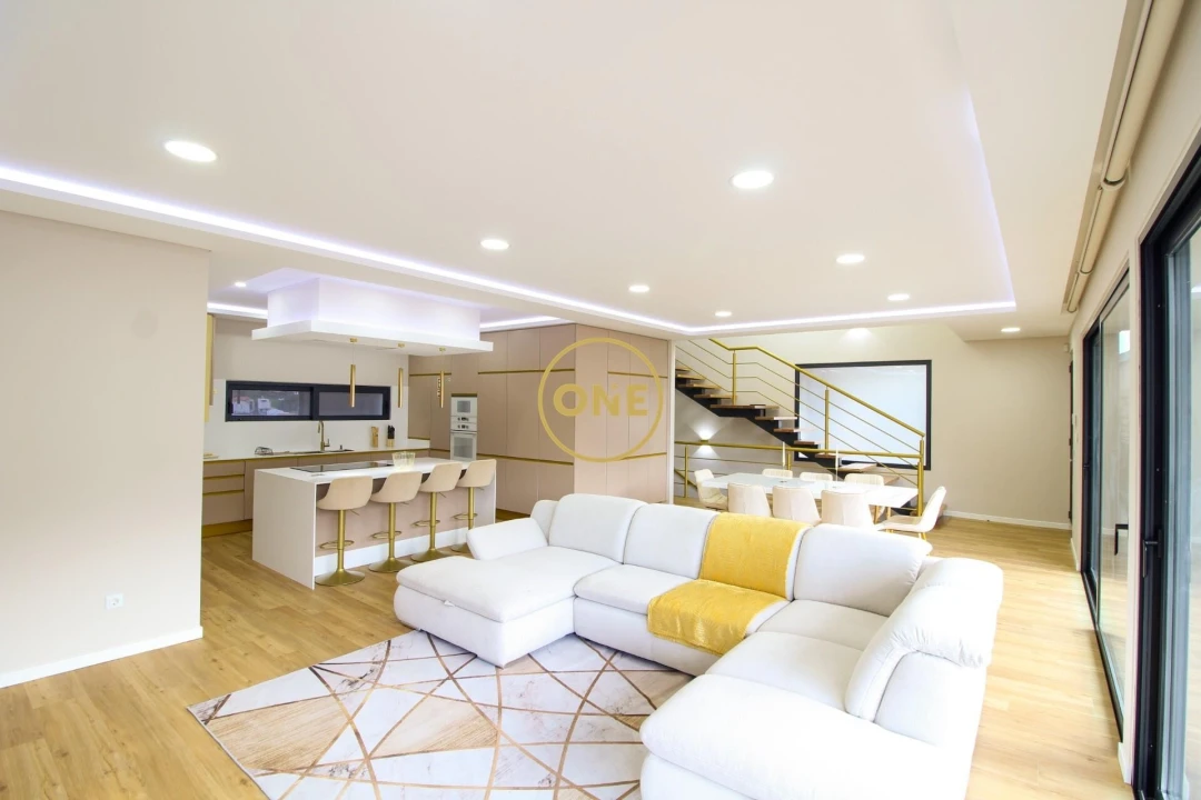 Moradia T3 para Venda em Machico Foto 2