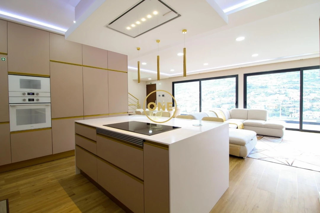 Moradia T3 para Venda em Machico Foto 9