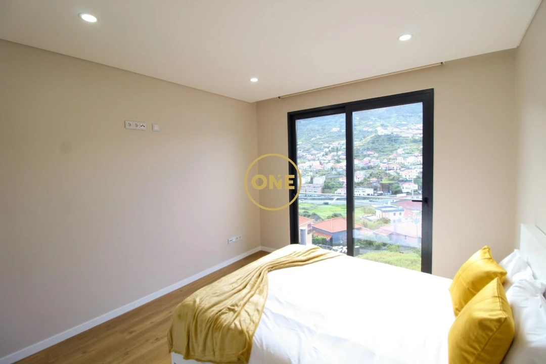 Moradia T3 para Venda em Machico Foto 22