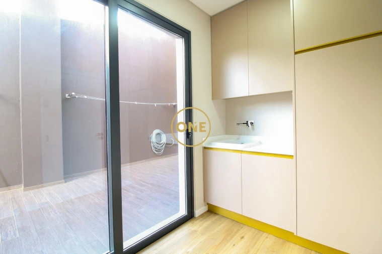 Moradia T3 para Venda em Machico Foto 11