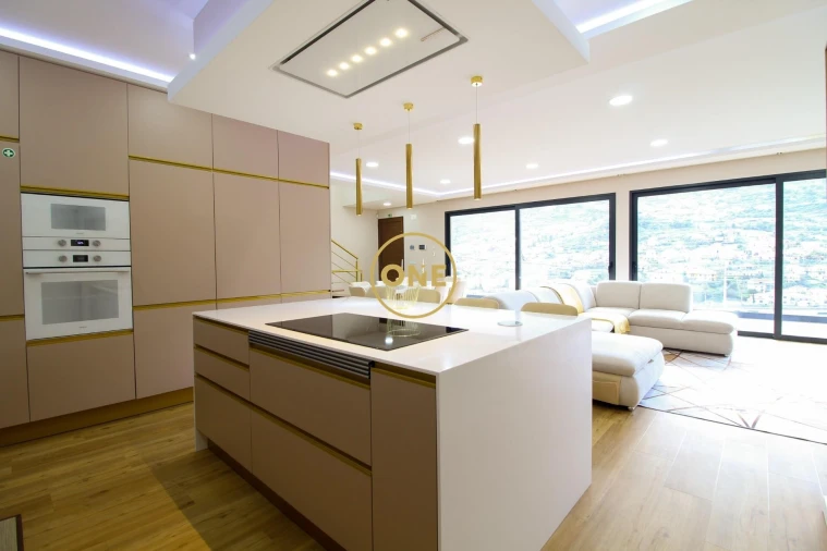 Moradia T3 para Venda em Machico Foto 9