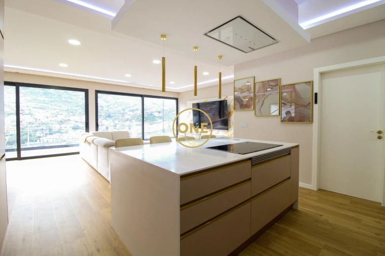 Moradia T3 para Venda em Machico Foto 8