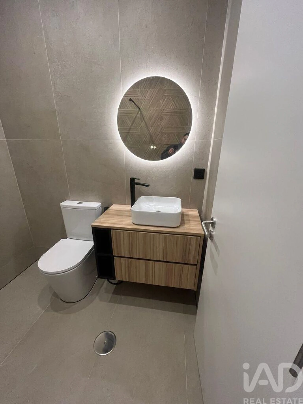 Apartamento T1 para Venda em Oliveira do Douro Foto 11