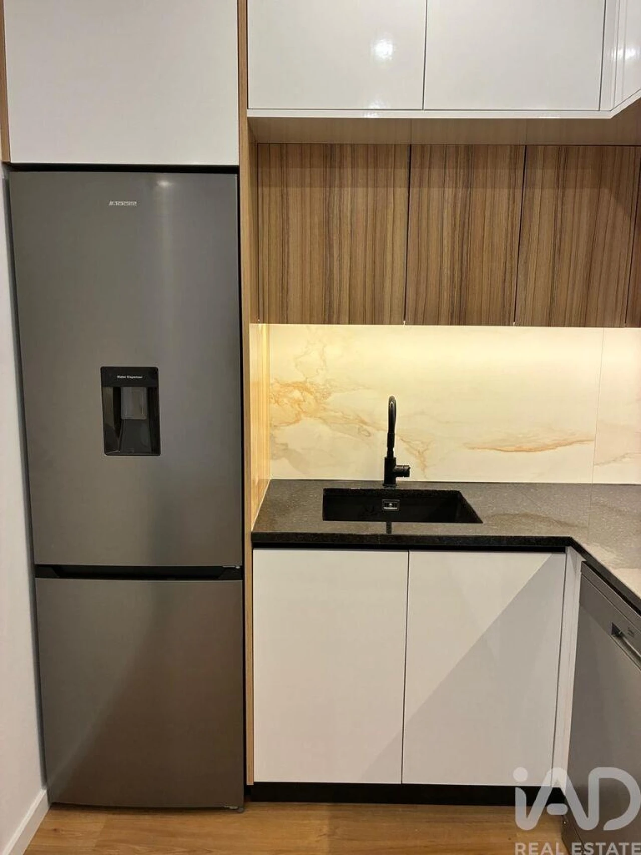 Apartamento T1 para Venda em Oliveira do Douro Foto 2