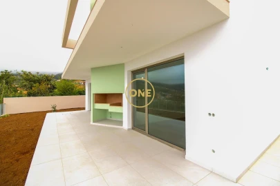 Moradia T2 para Venda em Arco da Calheta