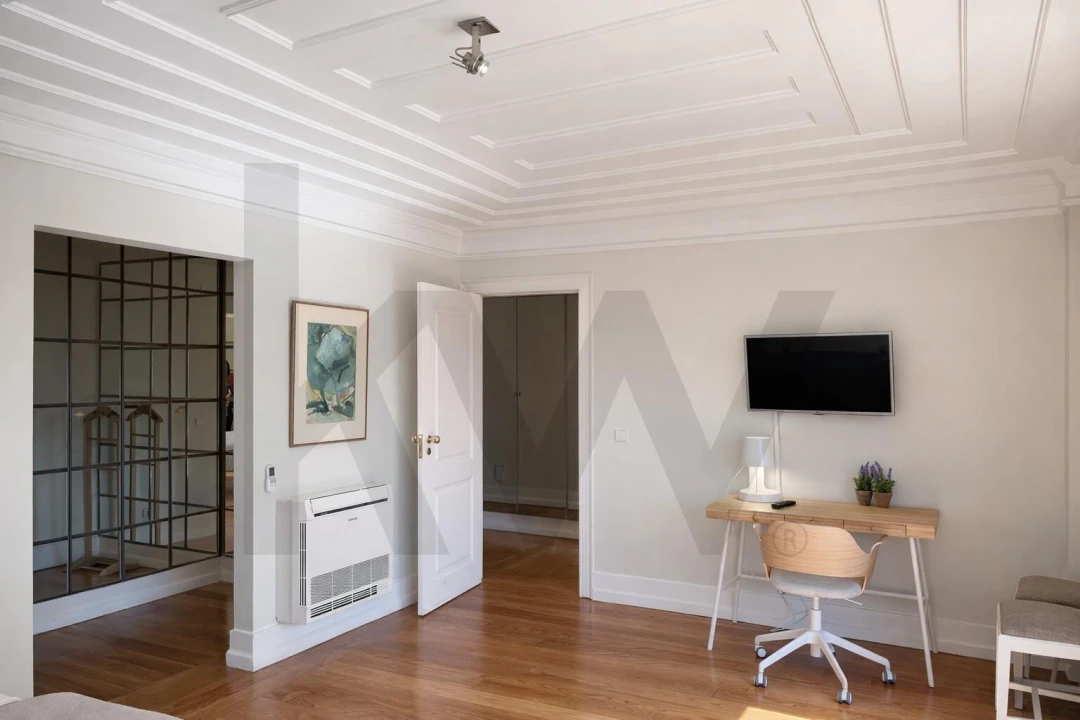 Apartamento T4 para Arrendamento em Avenidas Novas Foto 20