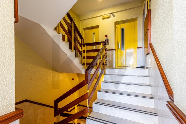 Apartamento T3 para Venda em Romeira e Várzea Foto 38