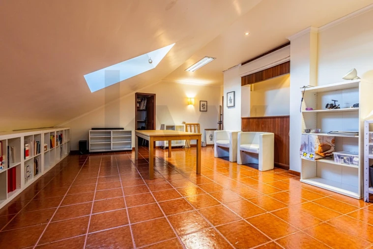 Apartamento T3 para Venda em Romeira e Várzea Foto 36