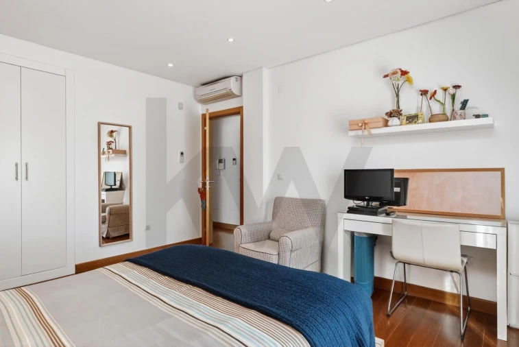 Moradia T4 para Venda em Azeitão (São Lourenço e São Simão) Foto 42