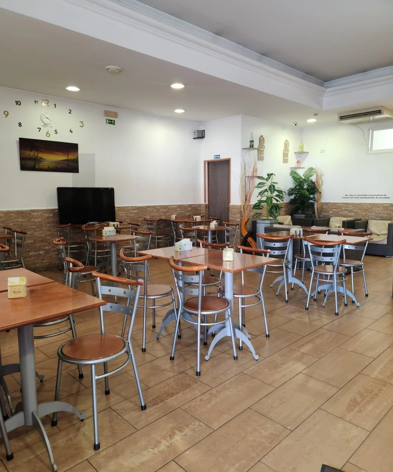 Loja para Venda em Laranjeiro e Feijó Foto 1