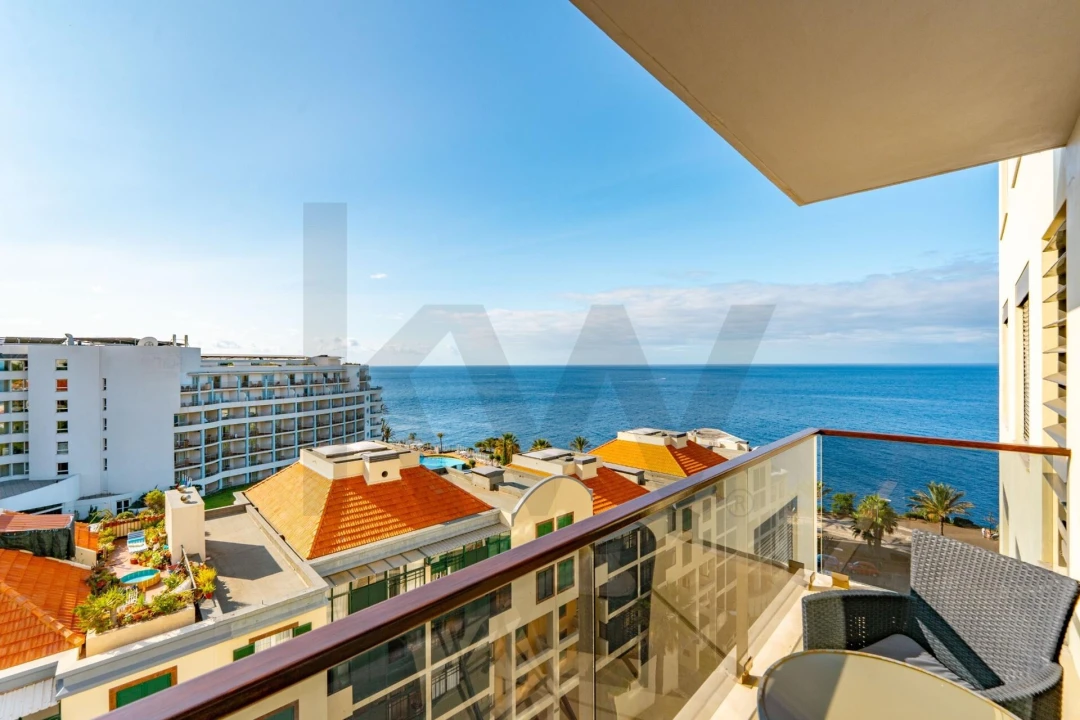 Apartamento T2 para Arrendamento em São Martinho Foto 8