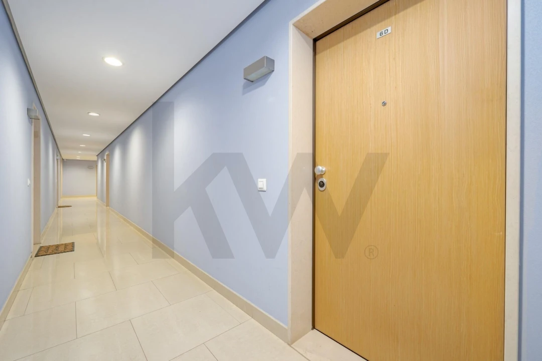 Apartamento T2 para Arrendamento em São Martinho Foto 23