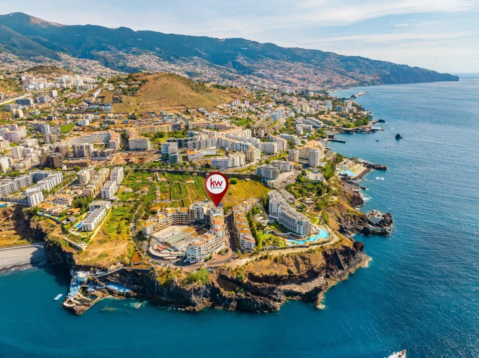 Apartamento T2 para Arrendamento em São Martinho Foto 36